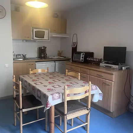 Apartment T2 A Avec Alcove, Proche Parking - Fr-1-812-119