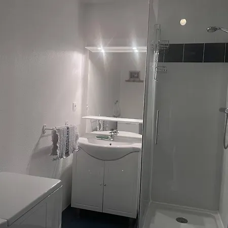 Daire T2 A Avec Alcove, Proche Parking - Fr-1-812-119 *