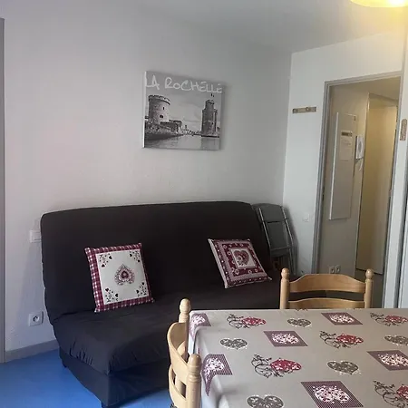 T2 A Avec Alcove, Proche Parking - Fr-1-812-119 Apartment *